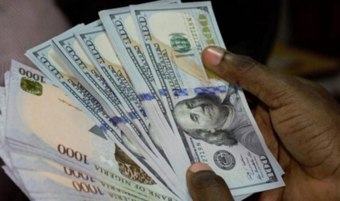 Naira Sinks To 1,800 To Dollar Today, February 20 Exchange