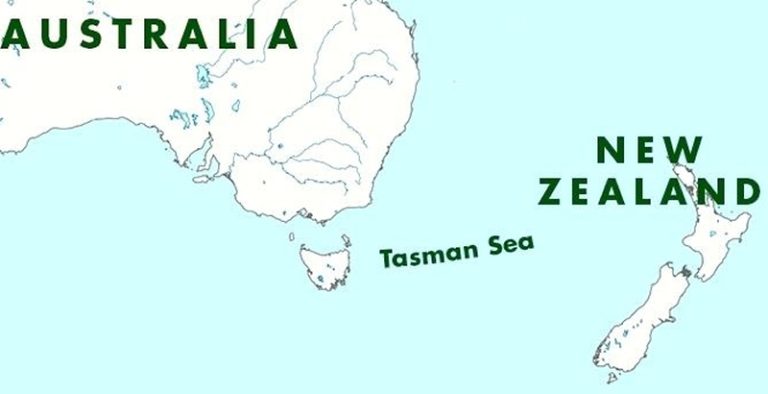 13 Hospitalised After Turbulence On New Zealand-bound Flight