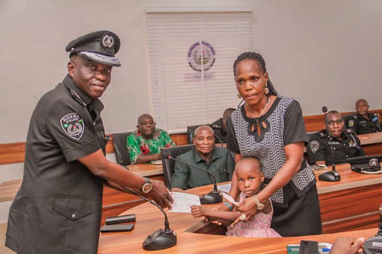 IGP Welfare Scheme: Akwa Ibom CP, Ayilara, presents cheques to families of deceased officers