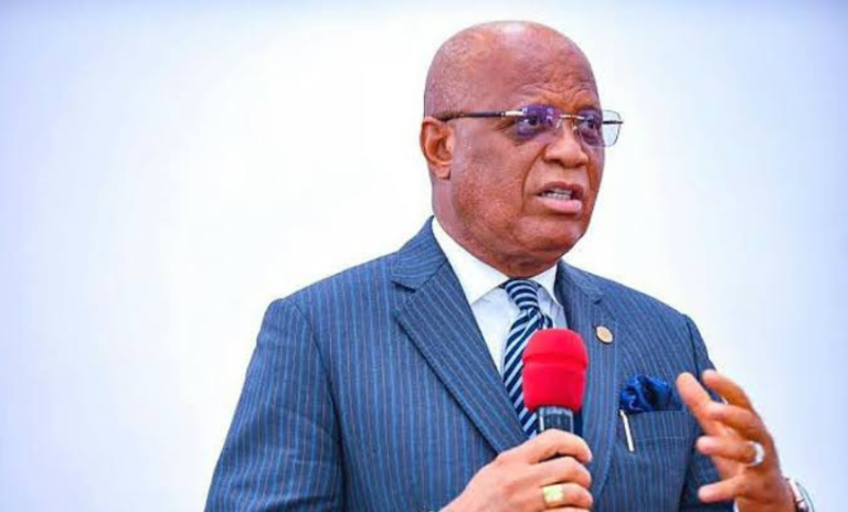 Gov Eno Visits Nsit Ibom Farm, Commends Council Boss For Initiative