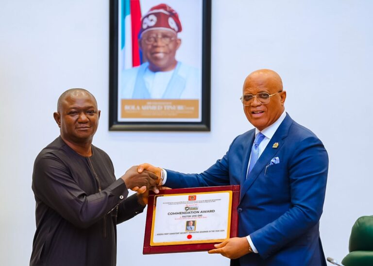 Akwa Ibom Gov Eno Wins Security Watch Initiative’s “Most Consistence Supportive Governor 2024” Award.