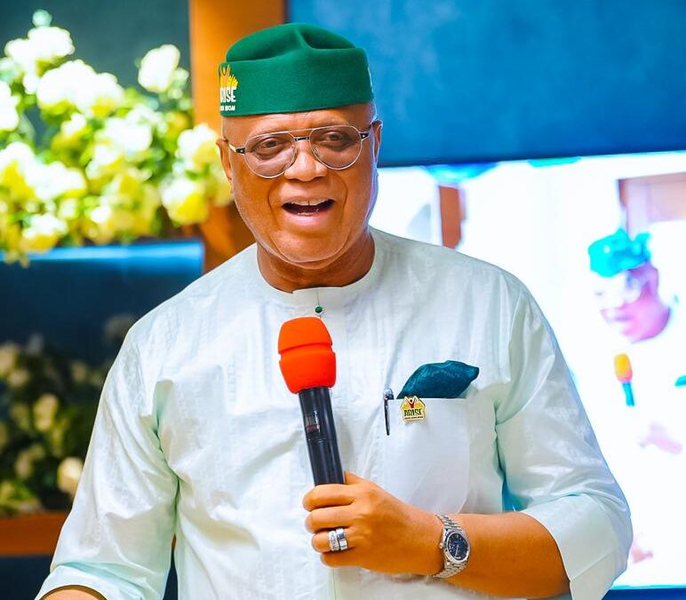Akwa Ibom Gov Eno Applauds CBN’s Efforts At Transforming Nigeria’s Economy