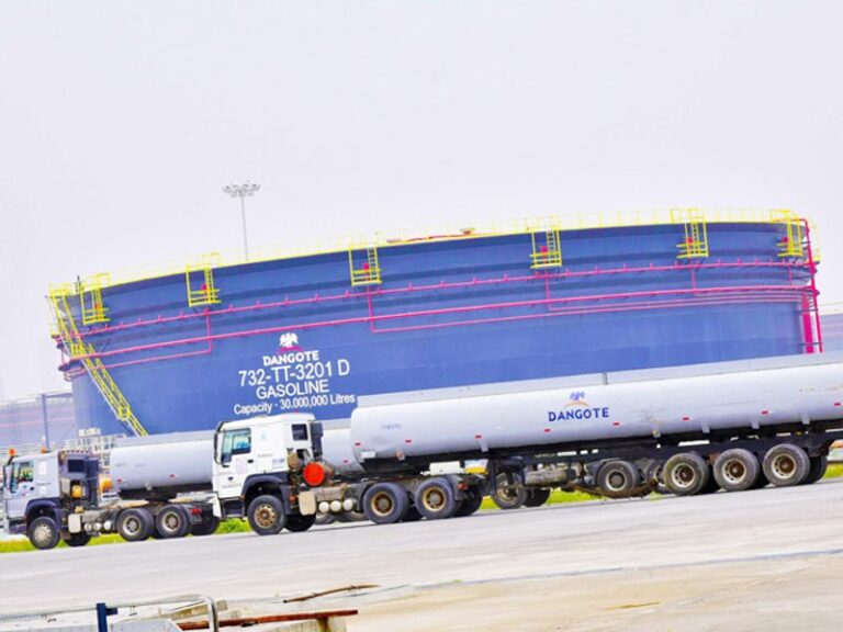 Dangote Refinery to Begin PMS, Diesel Distribution Nationwide, Deploys 4,000 CNG Tankers