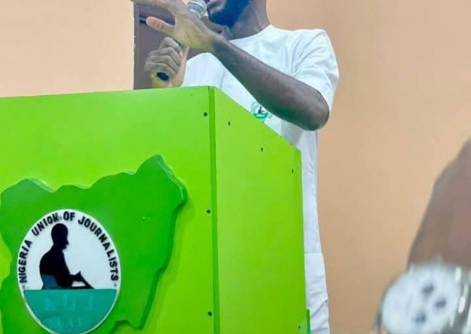 TUESO Congratulates Nsibiet John On His Victory As Akwa Ibom NUJ Chairman