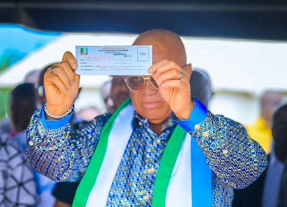 Gov Eno Validates APC Membership At Ibiakpan Obotim Ward II, Drums Support  for President Tinubu