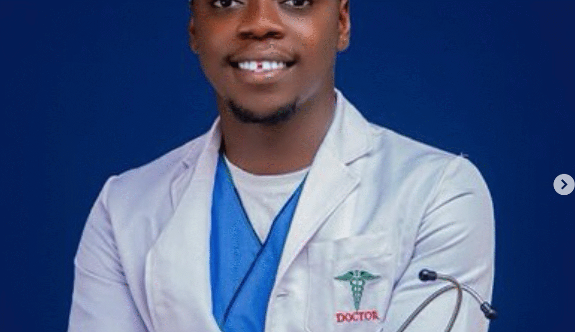 SAD! Nigerian Doctor Planning To Relocate To UK, Slumps And Dies