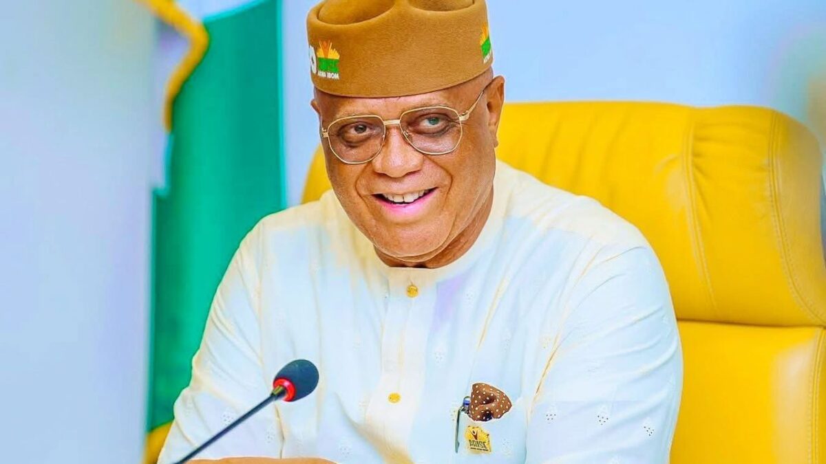 Atabong Beach Market: Monarch Applauds Gov Umo Eno Over AKS-RAAMP
