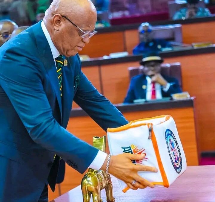 Gov Umo Eno Presents ₦1.39 Trillion 2026 Budget To Akwa Ibom State House Of Assembly