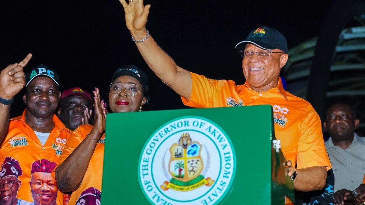 Akwa Ibom Youths Hold Solidarity Rally in Uyo, Back Tinubu, Akpabio, Eno for 2027