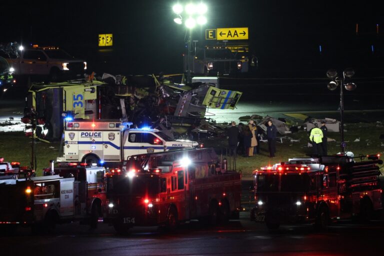 Pilot, Co-Pilot Killed In Runway Collision At New York Airport