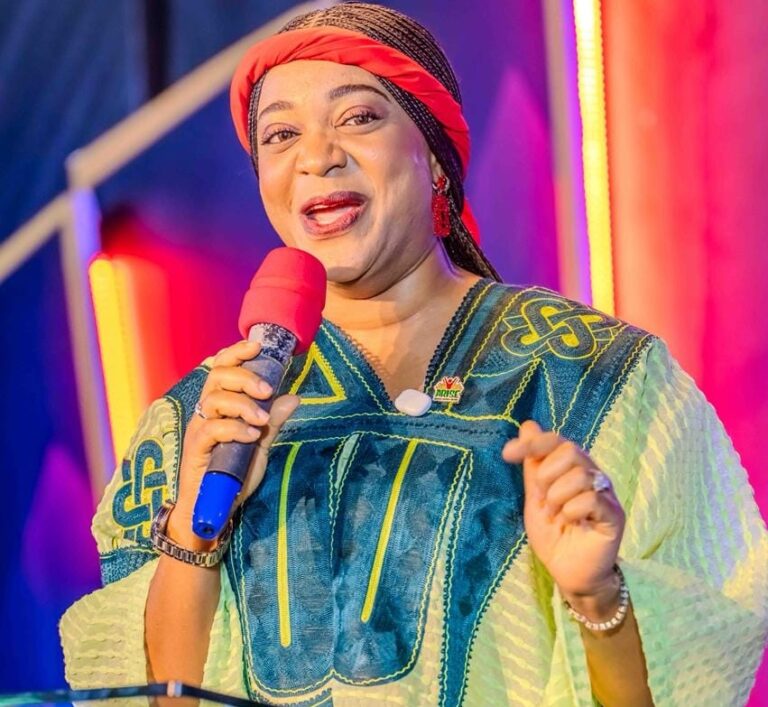 Lady Obareki Urges Prayer For Leaders At Gospelcity Worship Centre